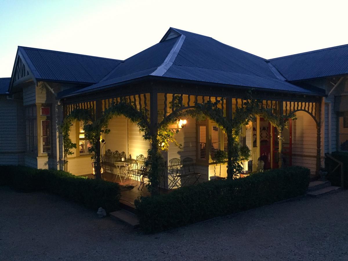 Goldenray Hotel Castlemaine Exterior photo